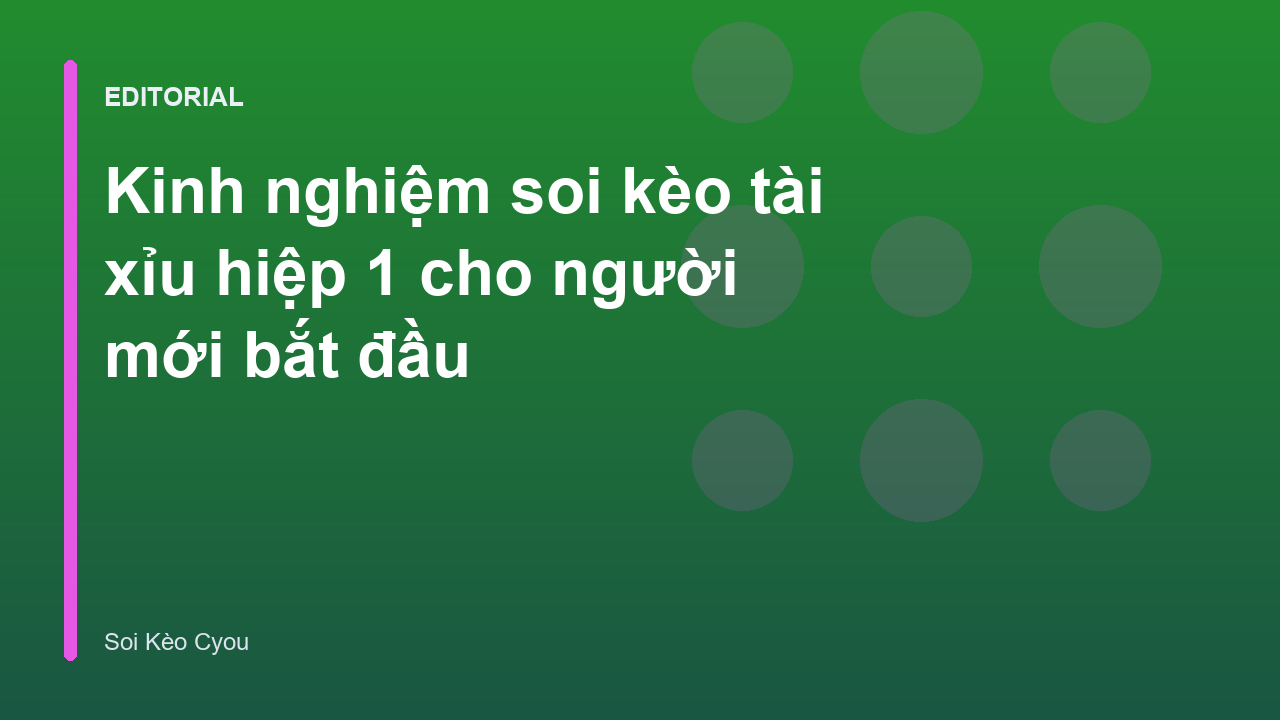 Người chơi đang phân tích dữ liệu bóng đá trên máy tính